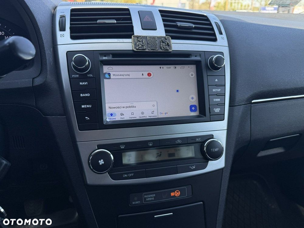 Toyota Avensis 1.8 Premium - 20