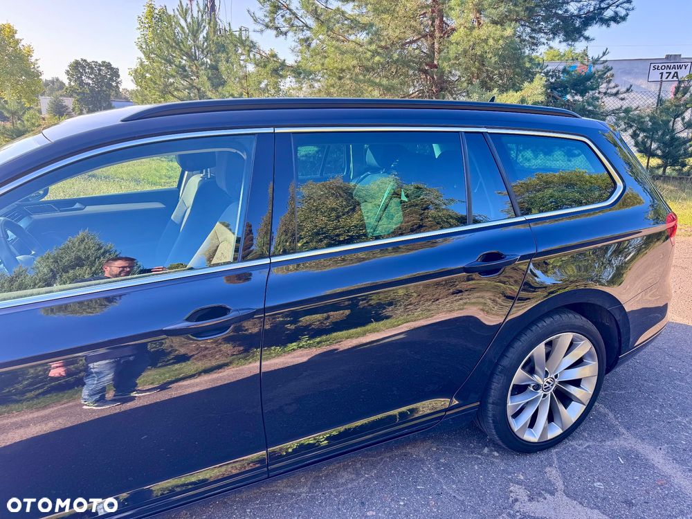 Volkswagen Passat 2.0 TDI SCR DSG Trendline - 5
