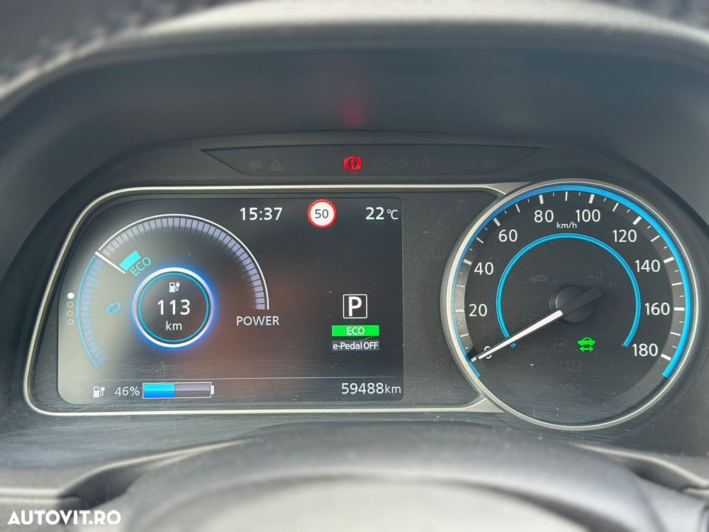 Nissan LEAF 40 kWh - 9