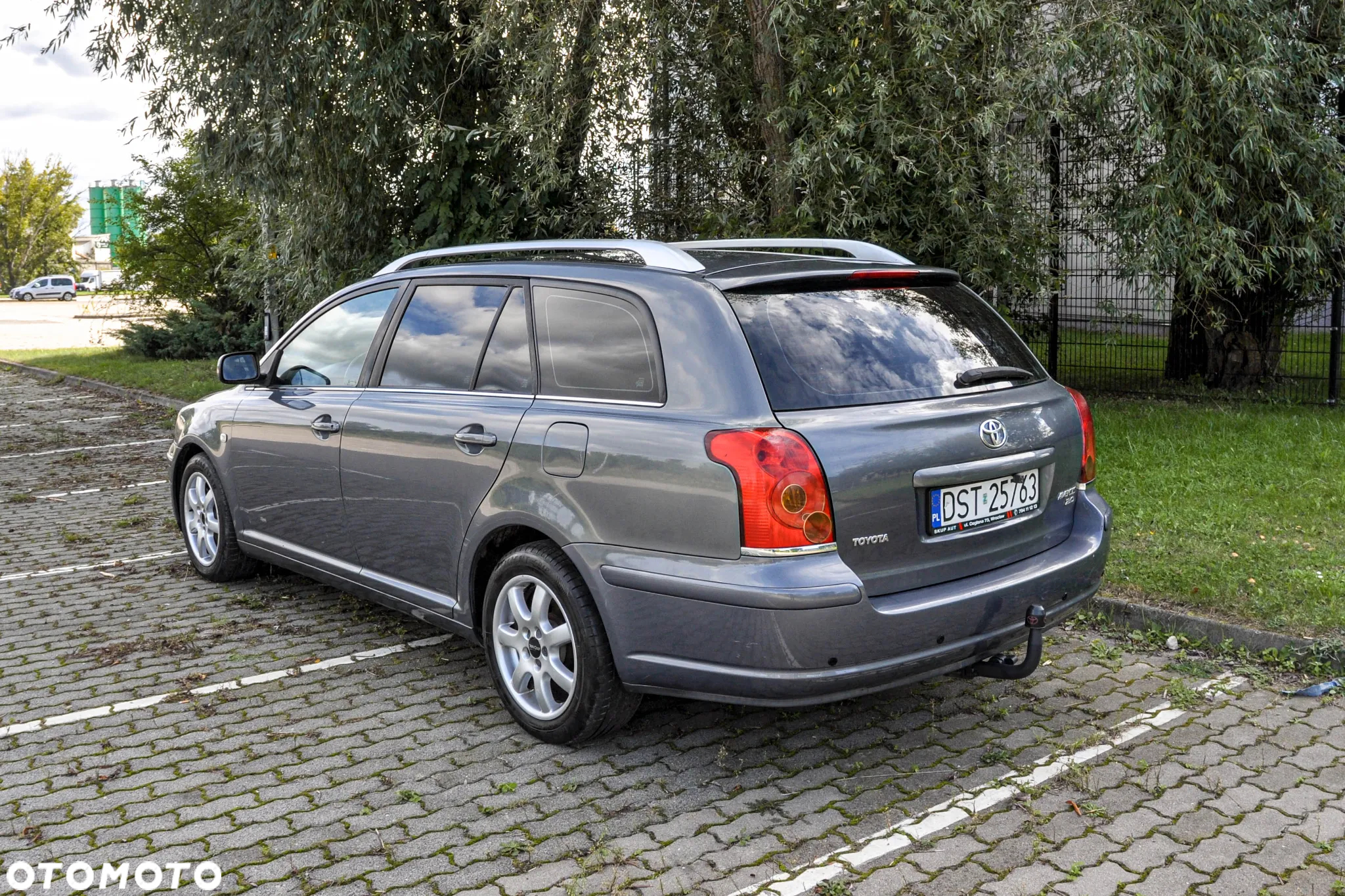 Toyota Avensis - 3