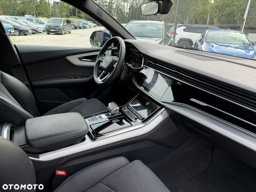 Audi Q8 2023