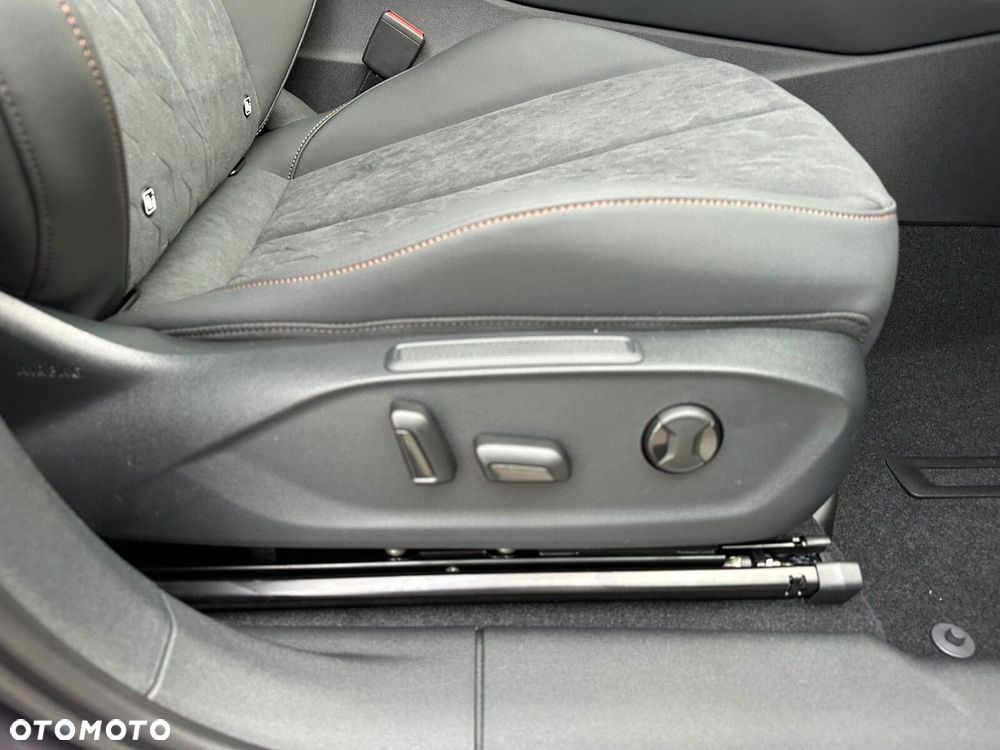 Cupra Terramar 1.5 eTSI mHEV DSG - 25