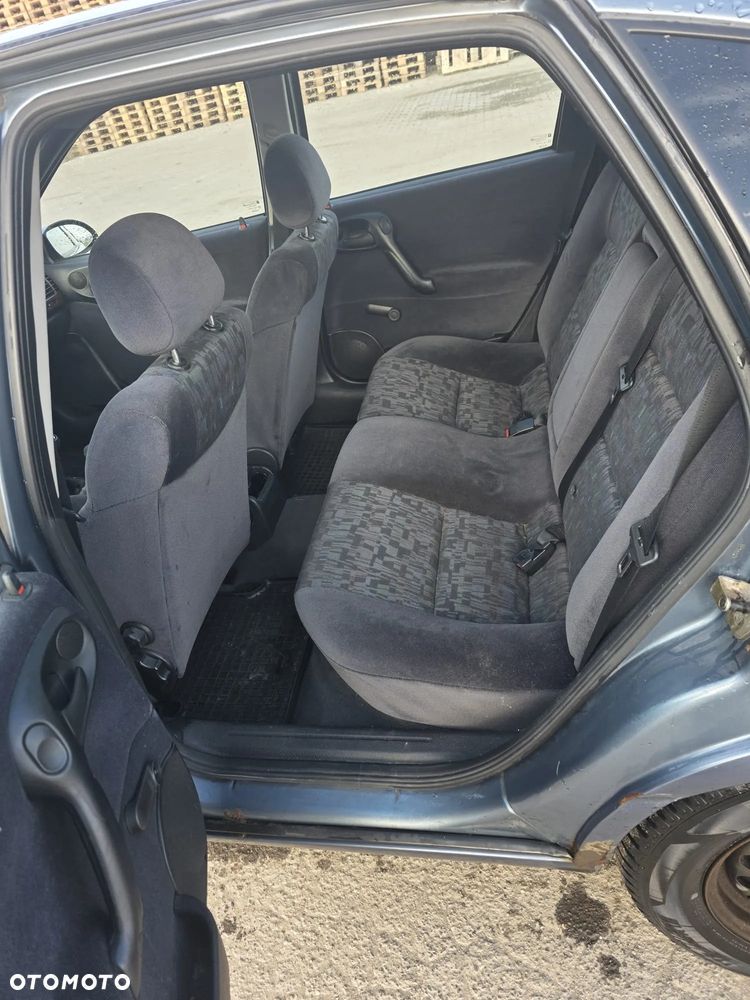 Opel Vectra 1.6 GL - 9