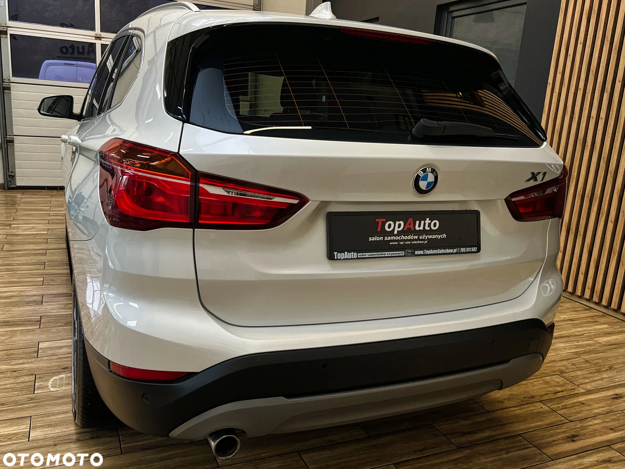 BMW X1 sDrive18d - 9