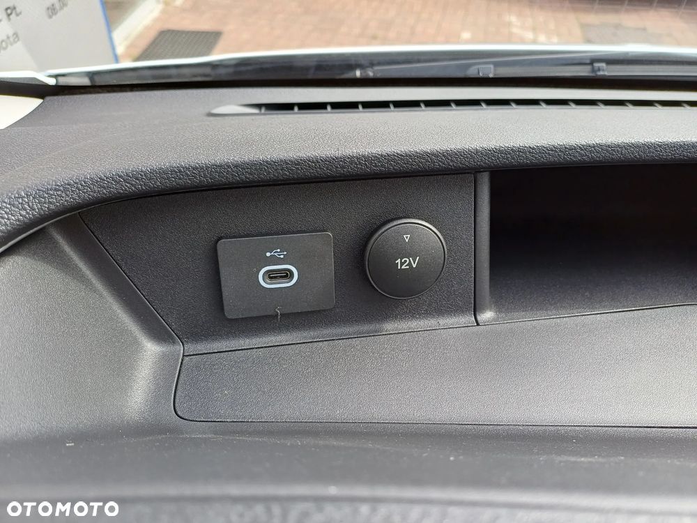 Ford TRANSIT 350 L3H2 - 19