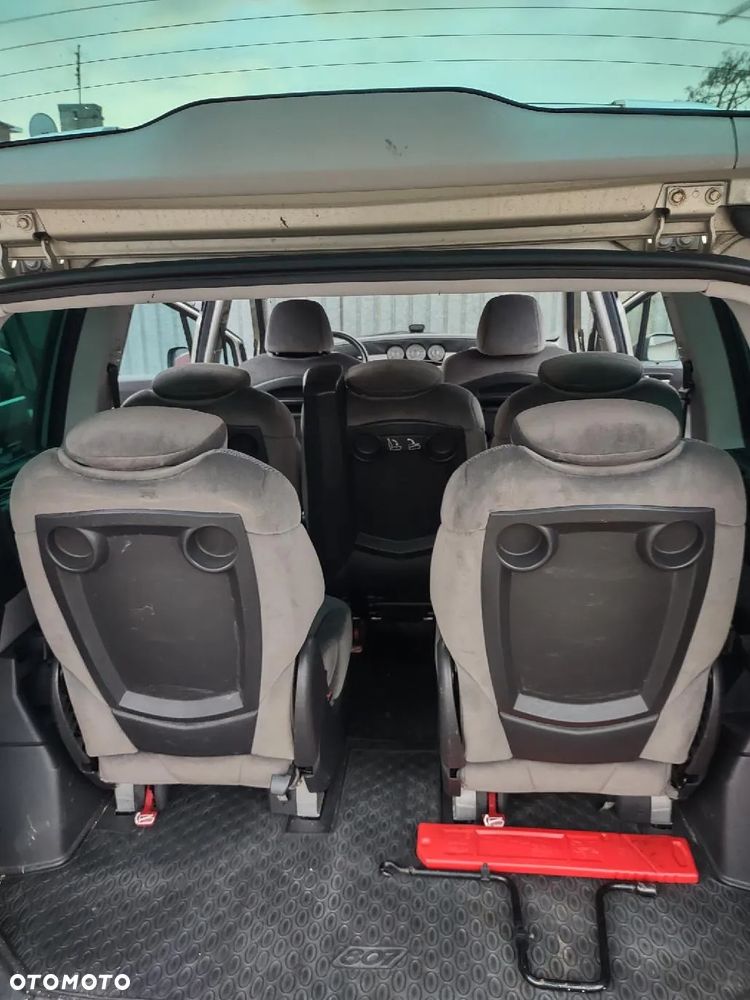 Peugeot 807 2.0 HDi Premium - 21