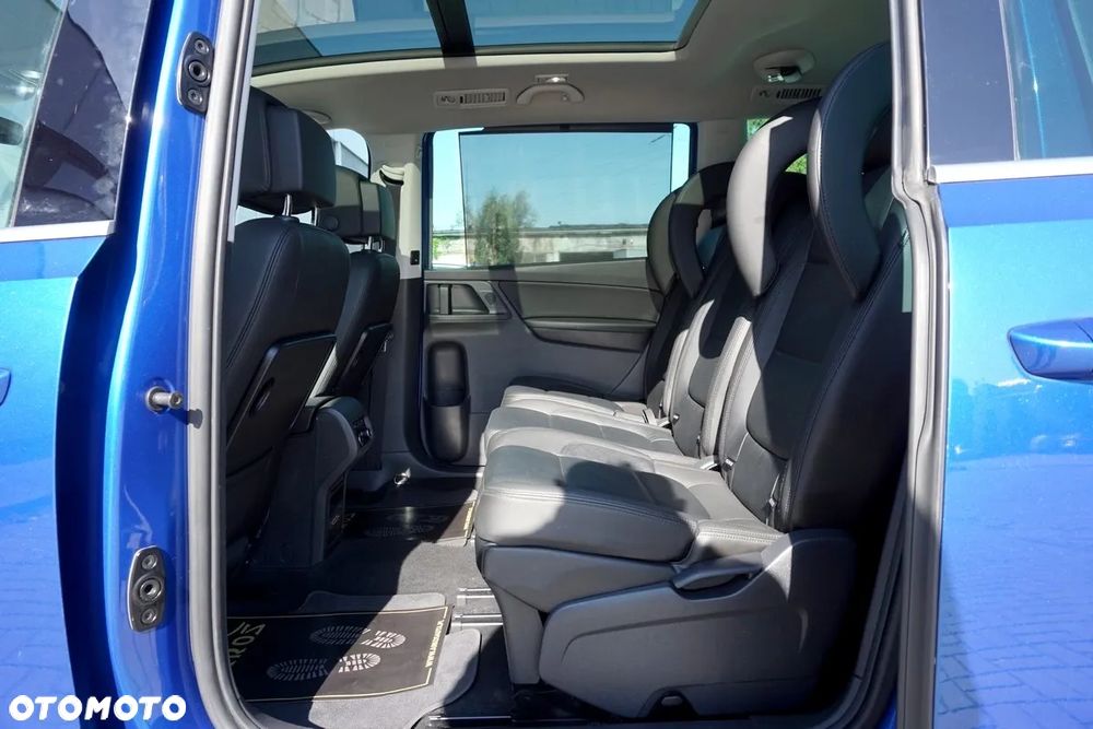 Volkswagen Sharan 2.0 TDI DSG BlueMotion Technology Highline - 35