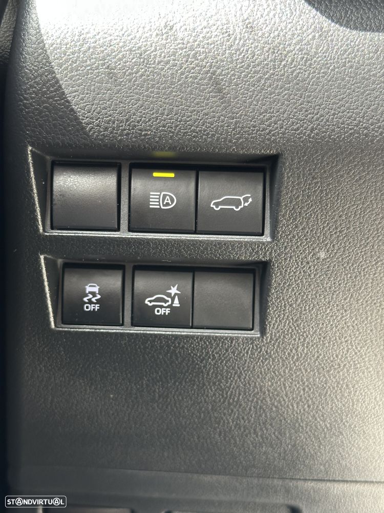 Toyota Land Cruiser 300 70th Anniversary - 44