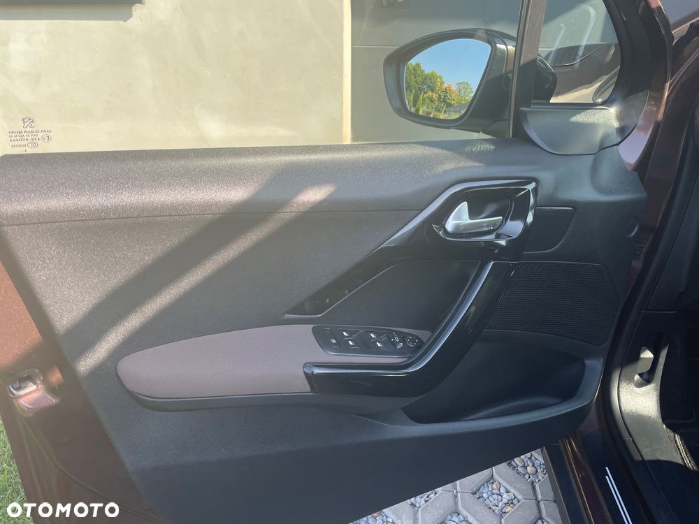 Peugeot 2008 1.6 VTi Style - 13