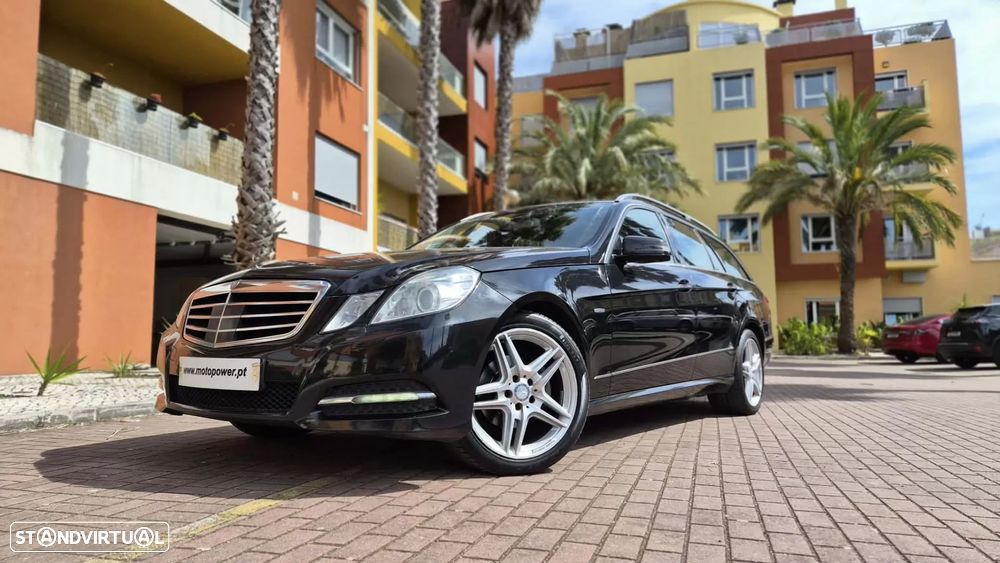 Mercedes-Benz E 220 BlueTEC Avantgarde Auto. - 1