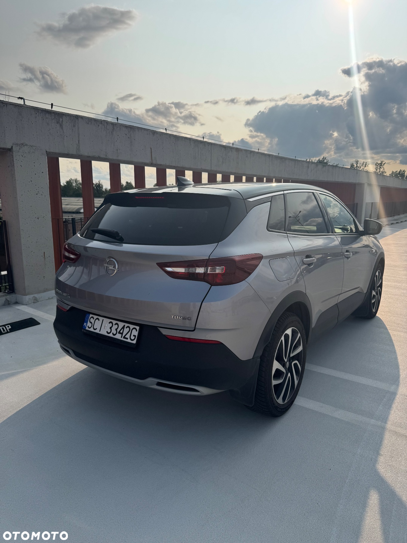 Opel Grandland X 1.6 T Elite S&S - 4