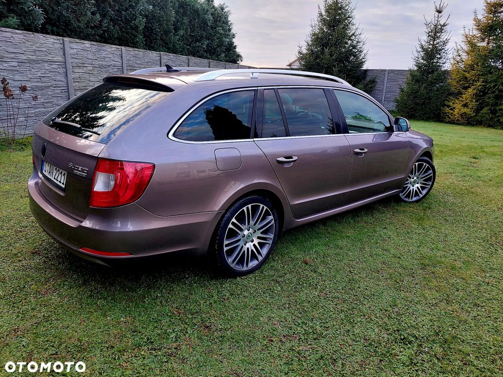 Skoda Superb 1.6 TDI GreenLine - 3