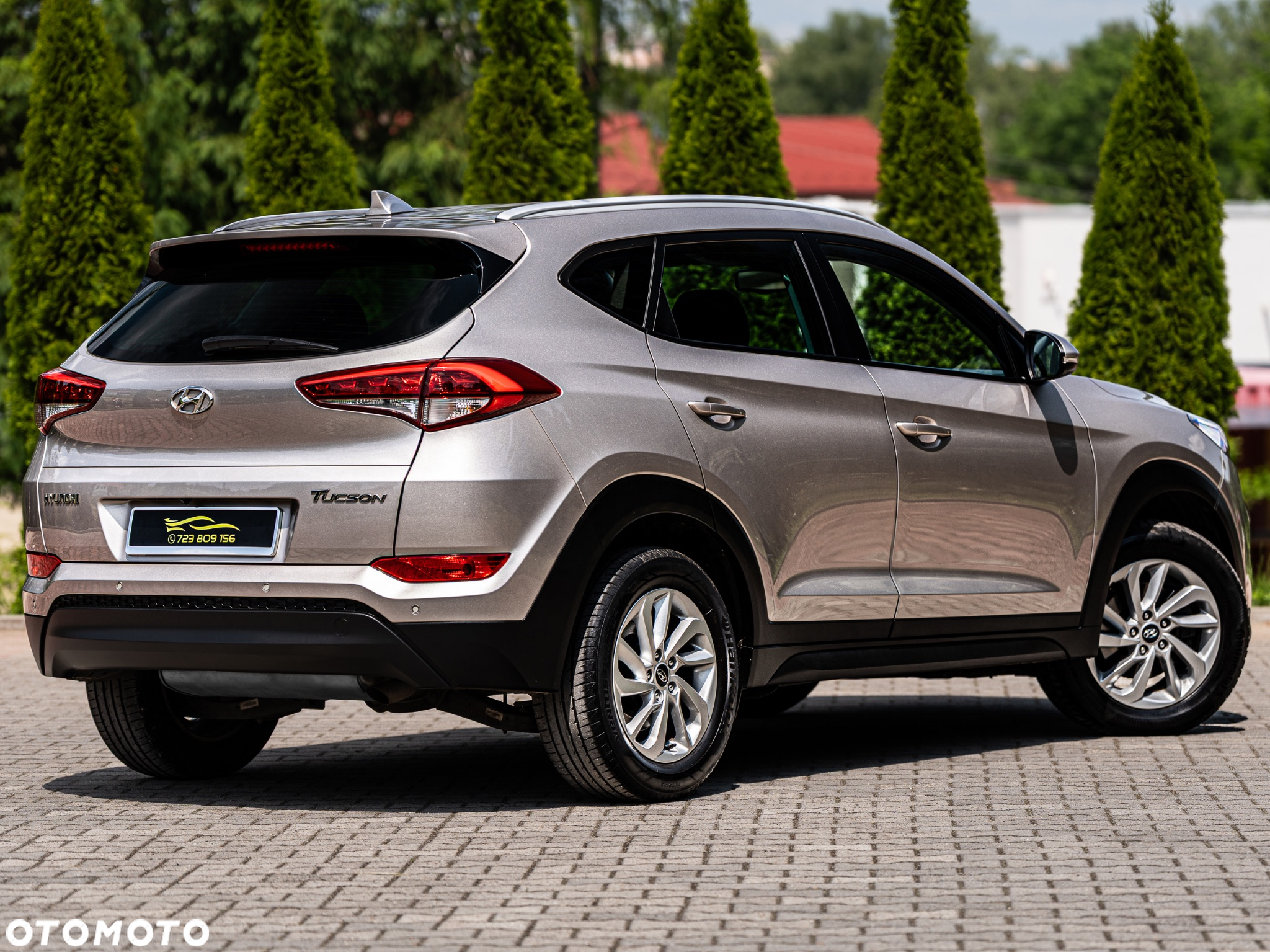 Hyundai Tucson blue 1.7 CRDi 2WD Style - 16
