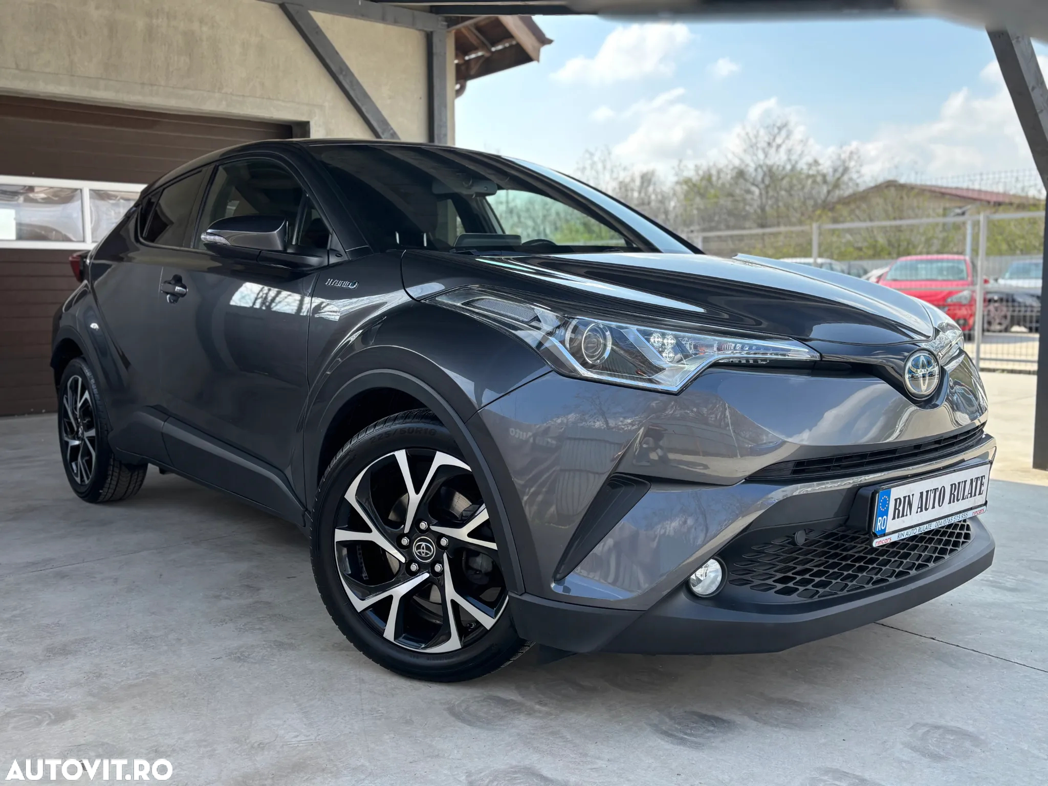Toyota C-HR - 10