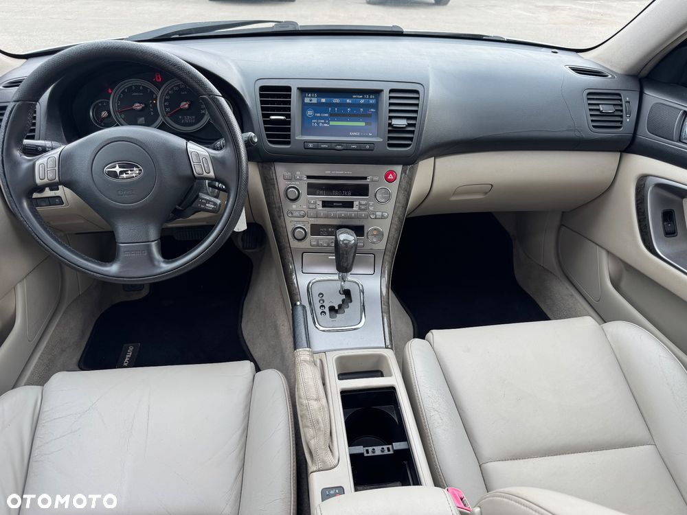 Subaru Outback 3.0 H6 - 19