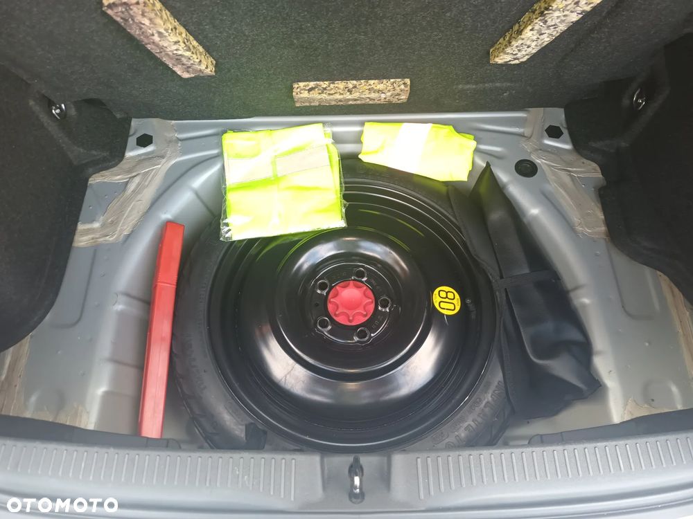 Toyota Auris 1.33 VVT-i Life Comfort - 18
