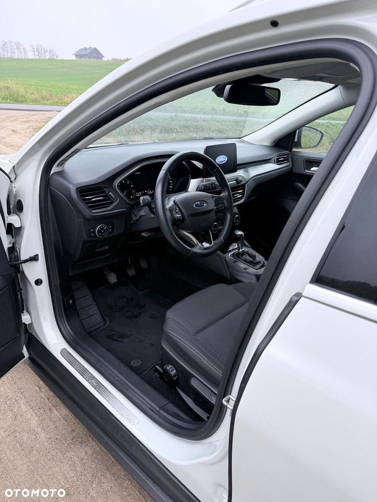 Ford Focus - 8