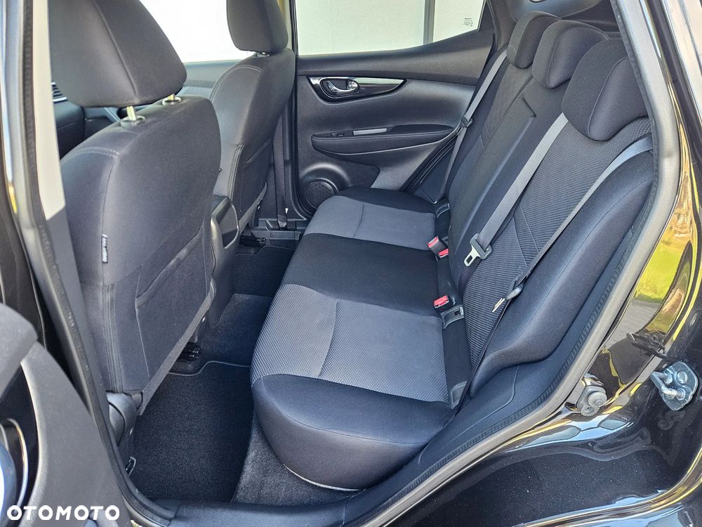 Nissan Qashqai - 12