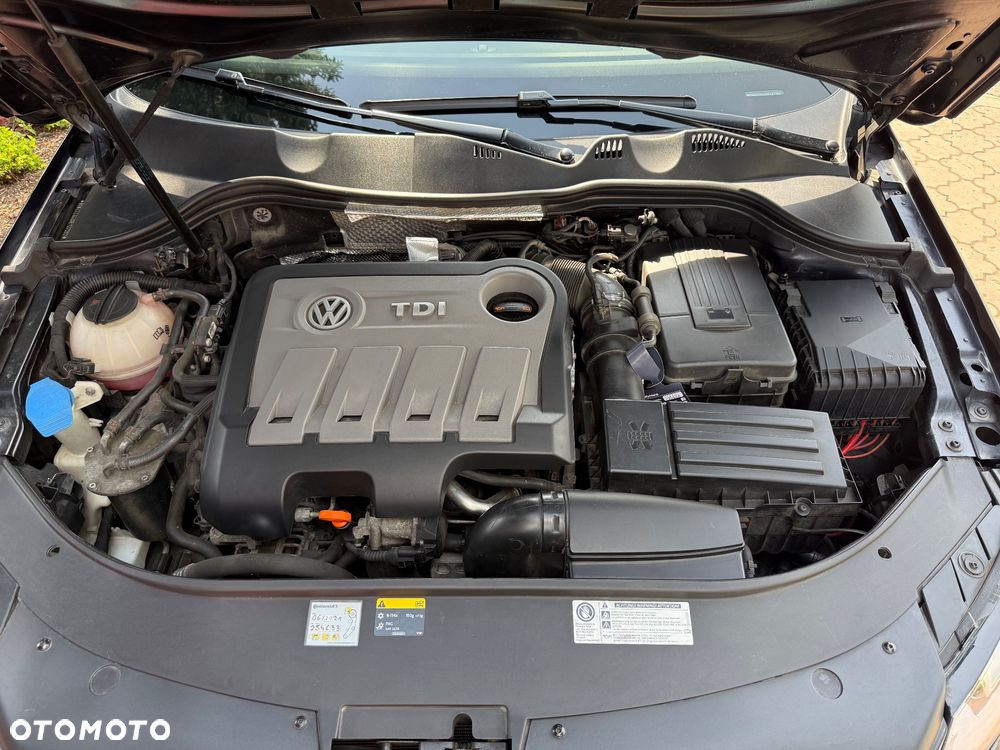 Volkswagen Passat 2.0 TDI 4Mot Highline DSG - 36