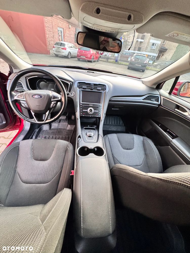 Ford Mondeo ver-2-0-ecoblue-titanium - 15