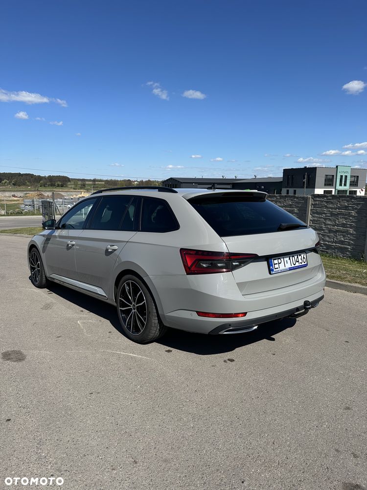 Skoda Superb 2.0 TDI SCR 4x4 Sportline DSG - 5