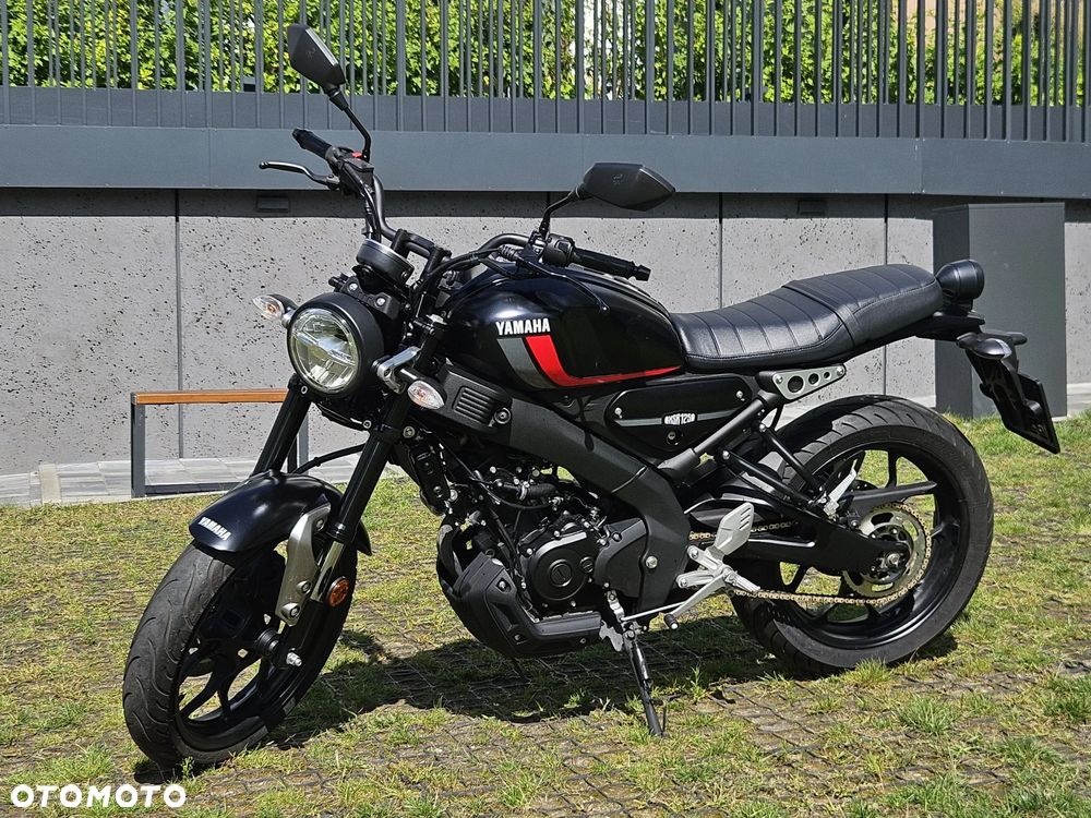 Yamaha XSR - 2