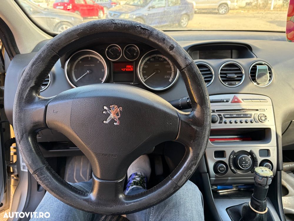 Peugeot 308 1.6HDi Confort Pack - 6