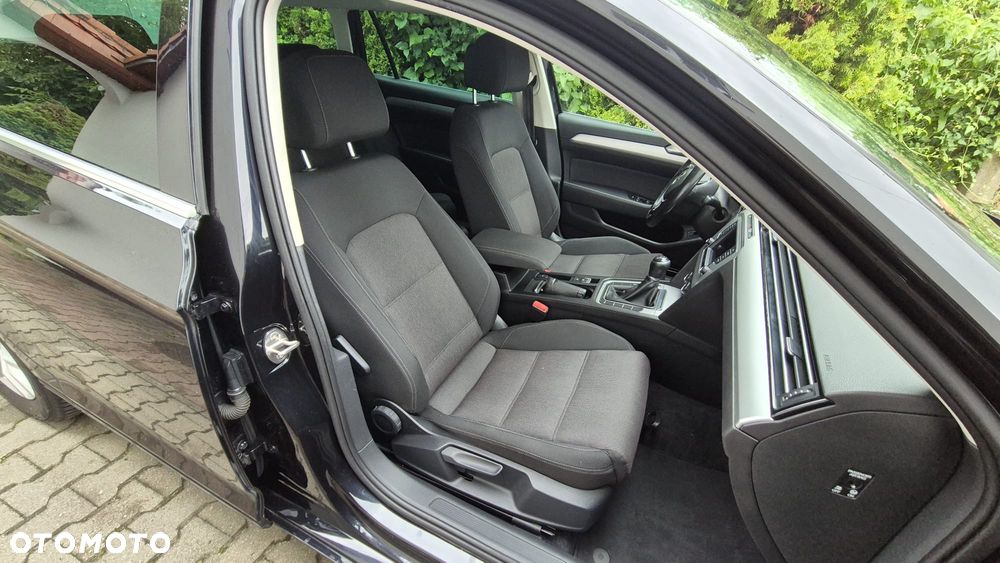 Volkswagen Passat 2.0 TDI (BlueMotion Technology) Comfortline - 5