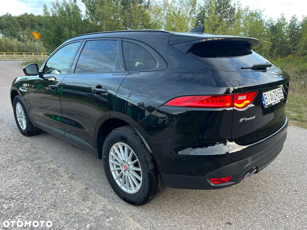 Jaguar F-Pace 2.0 i4D AWD Pure - 7