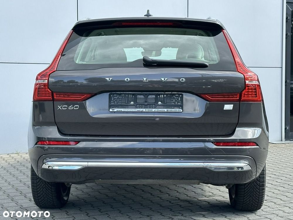 Volvo XC 60 T6 AWD Recharge Geartronic Inscription - 12