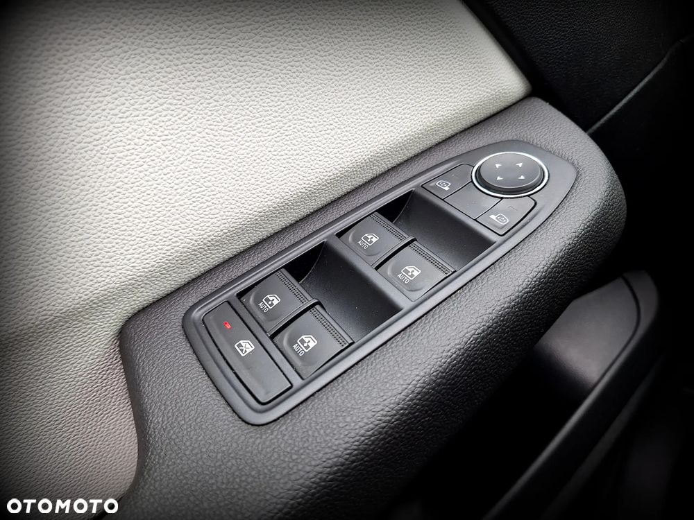 Renault Clio - 16