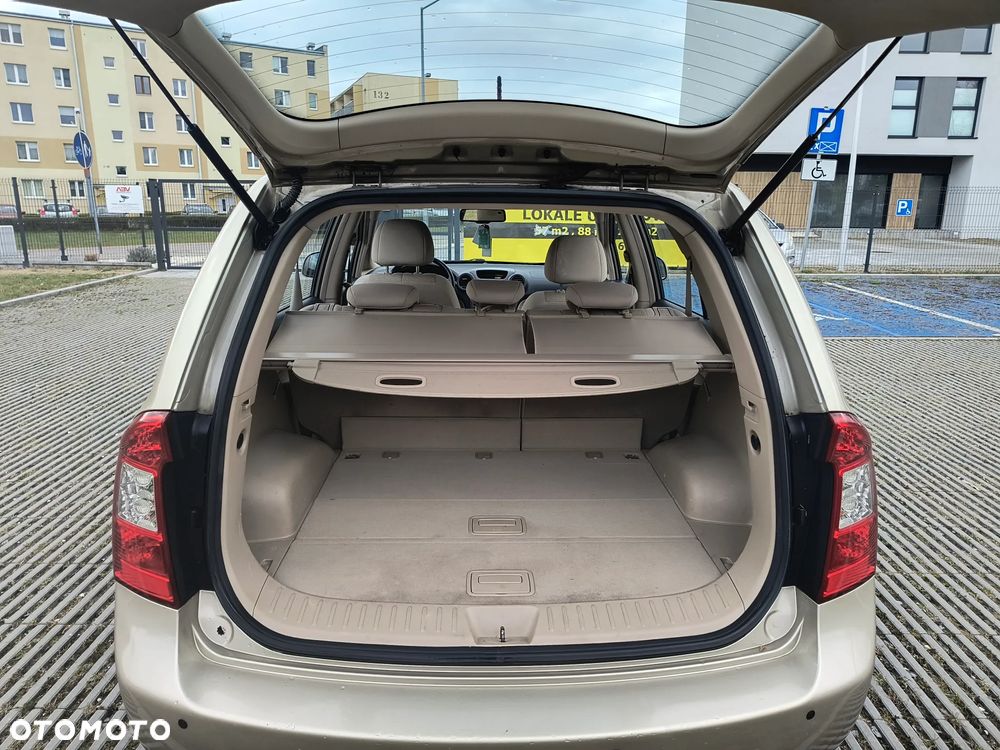 Kia Carens 2.0 CRDi Voyage - 6