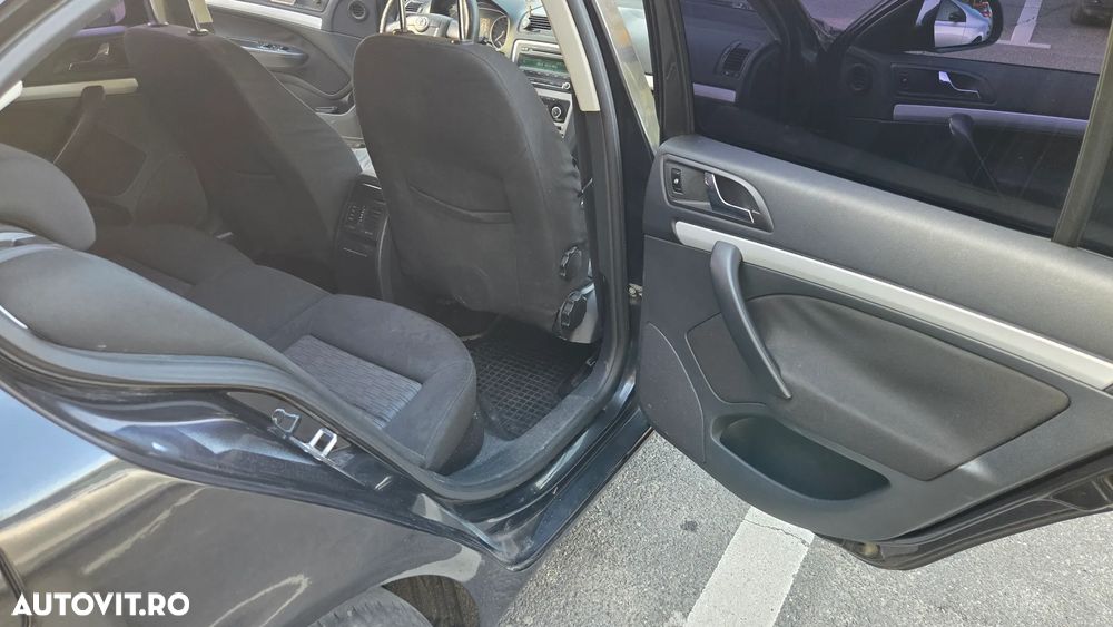 Skoda Octavia 1.4 TSI Ambition - 18