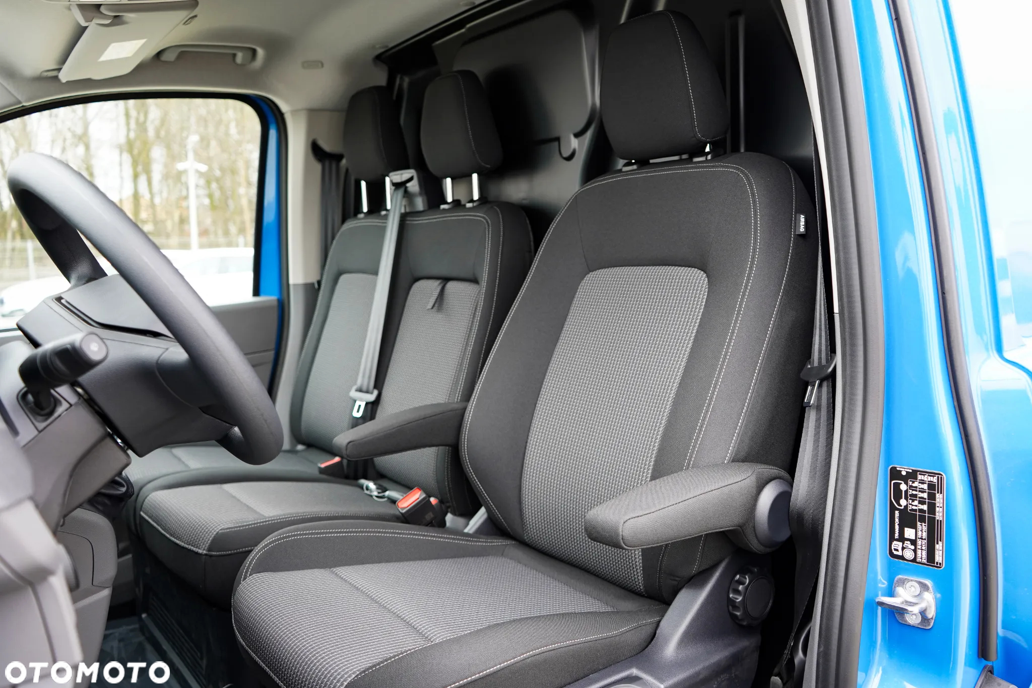 Volkswagen T7 Transporter - 22