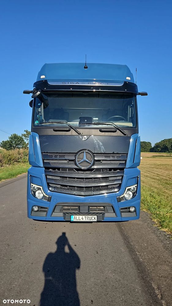 Mercedes-Benz Actros 1845 - 2