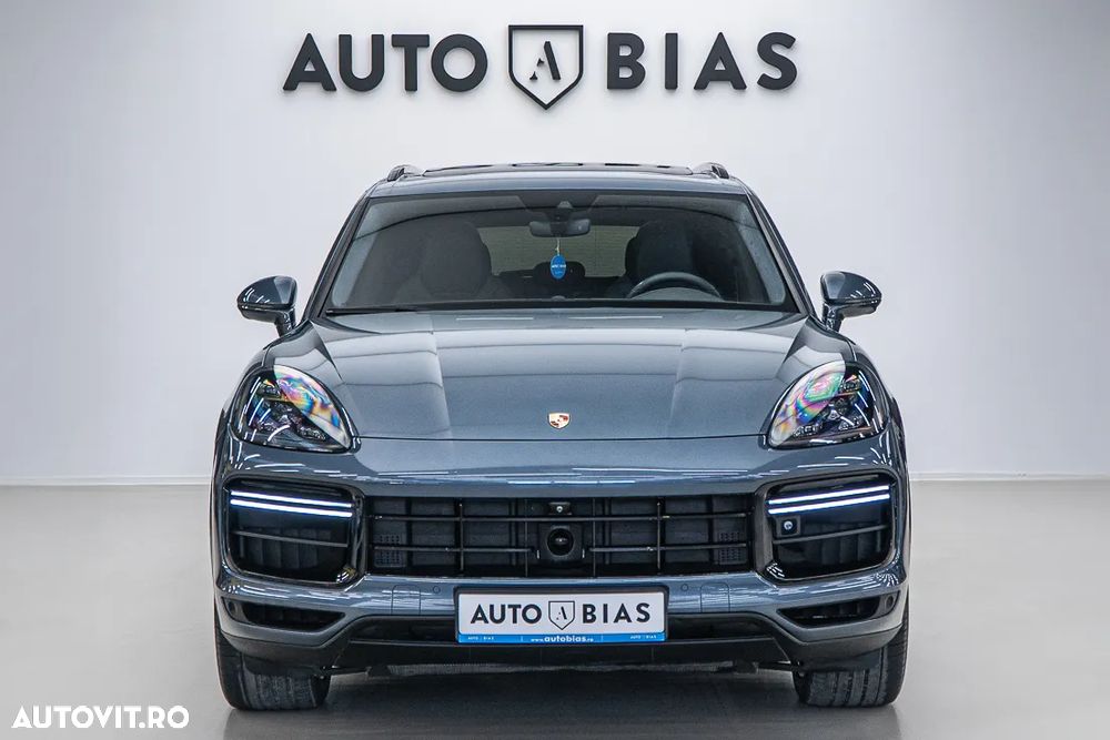 Porsche Cayenne Turbo - 23