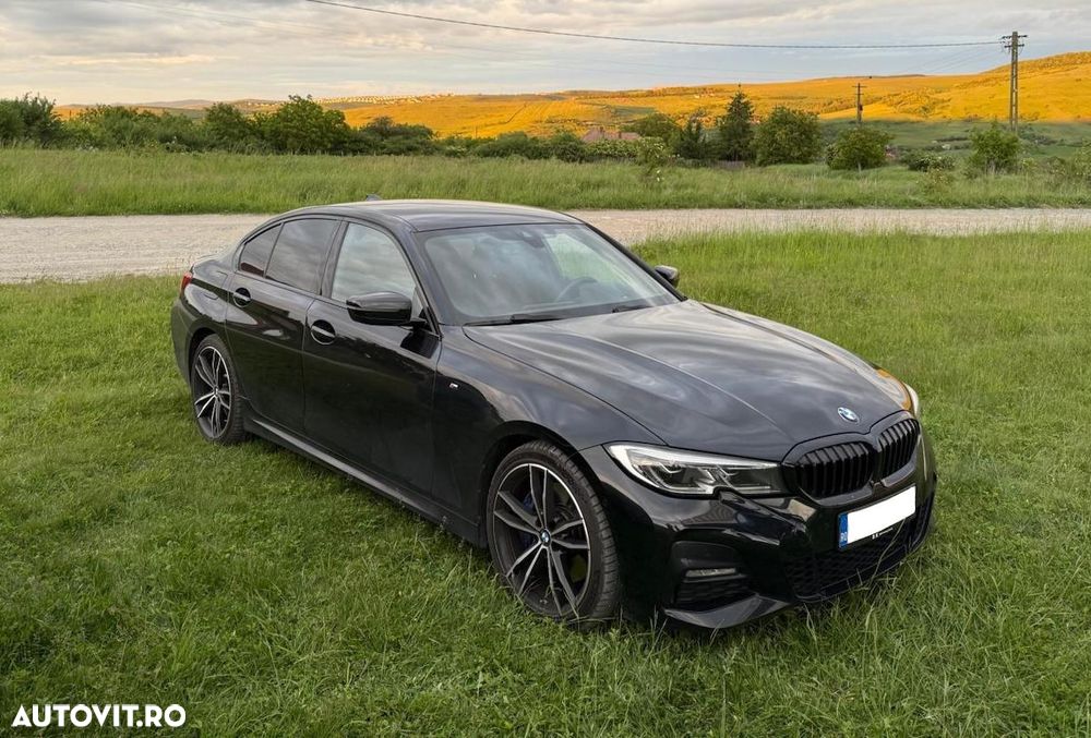 BMW Seria 3 330i AT M Sport - 1