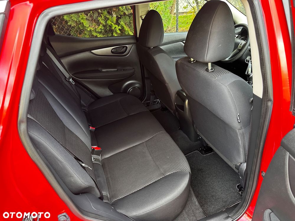 Nissan Qashqai 1.5 dCi N-Connecta - 18