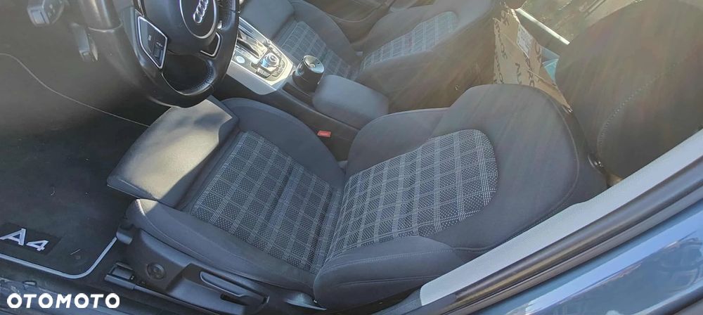 Audi A4 - 12