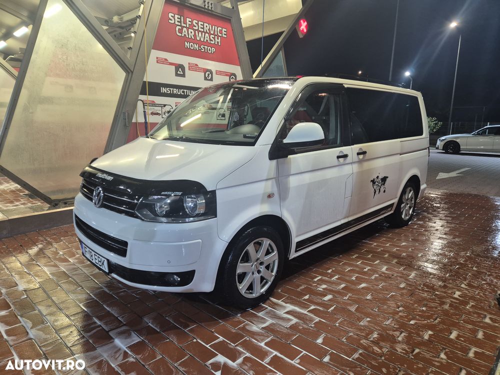 Volkswagen Multivan - 1