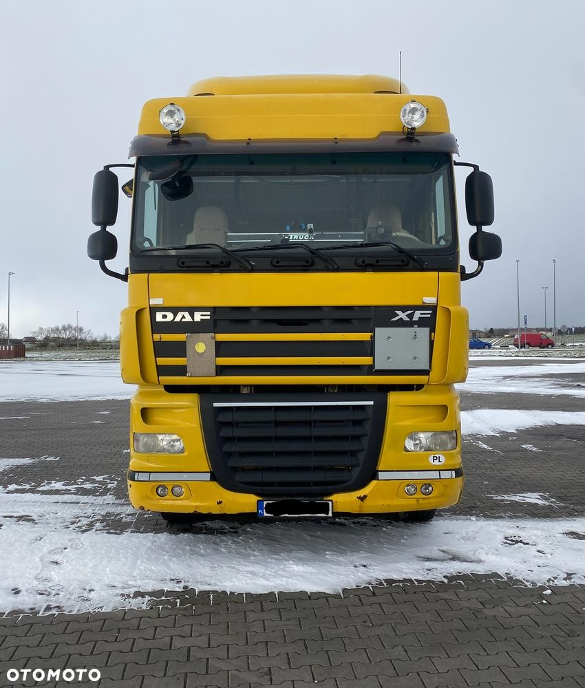 DAF XF 105 / Manual / 2010 - 2