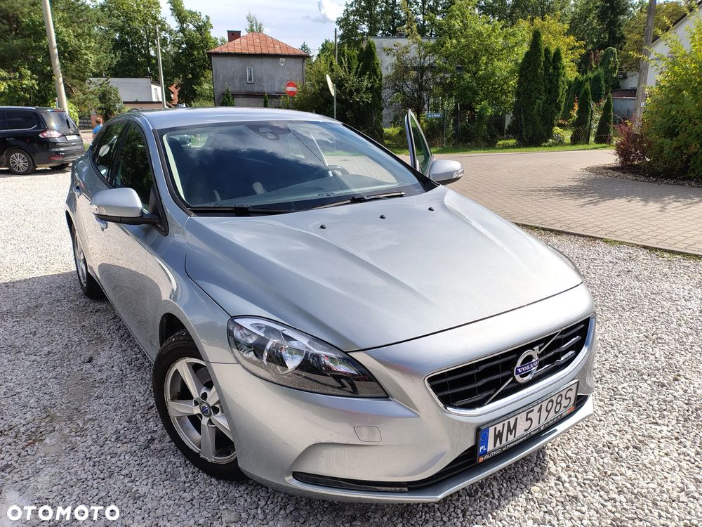 Volvo V40 D2 - 4