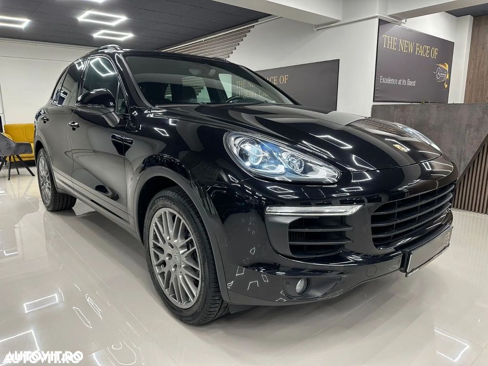 Porsche Cayenne 3.0 L - 2