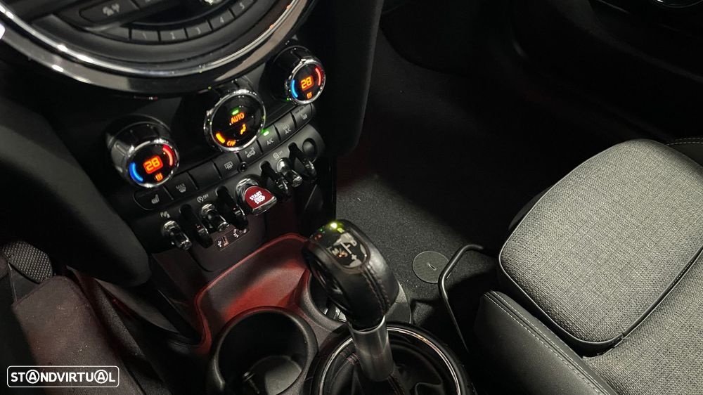 MINI 3 Portas Cooper SD Auto - 27