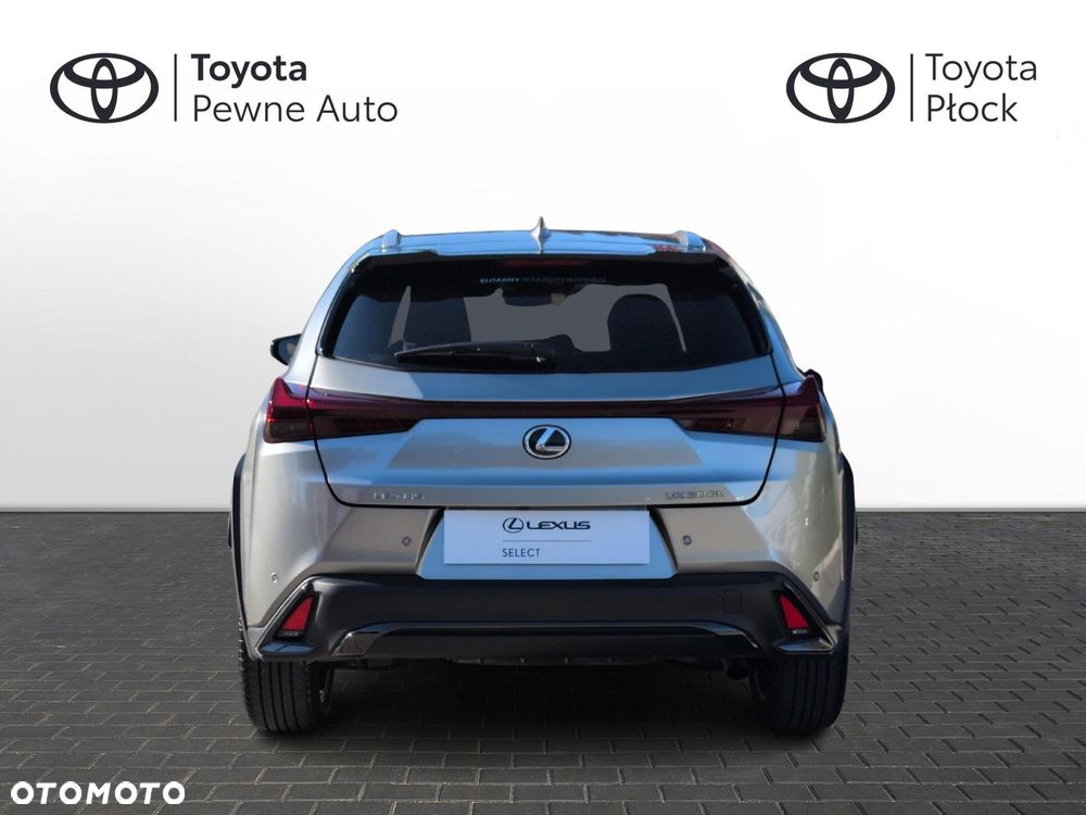 Lexus UX 300h F Sport Design - 4