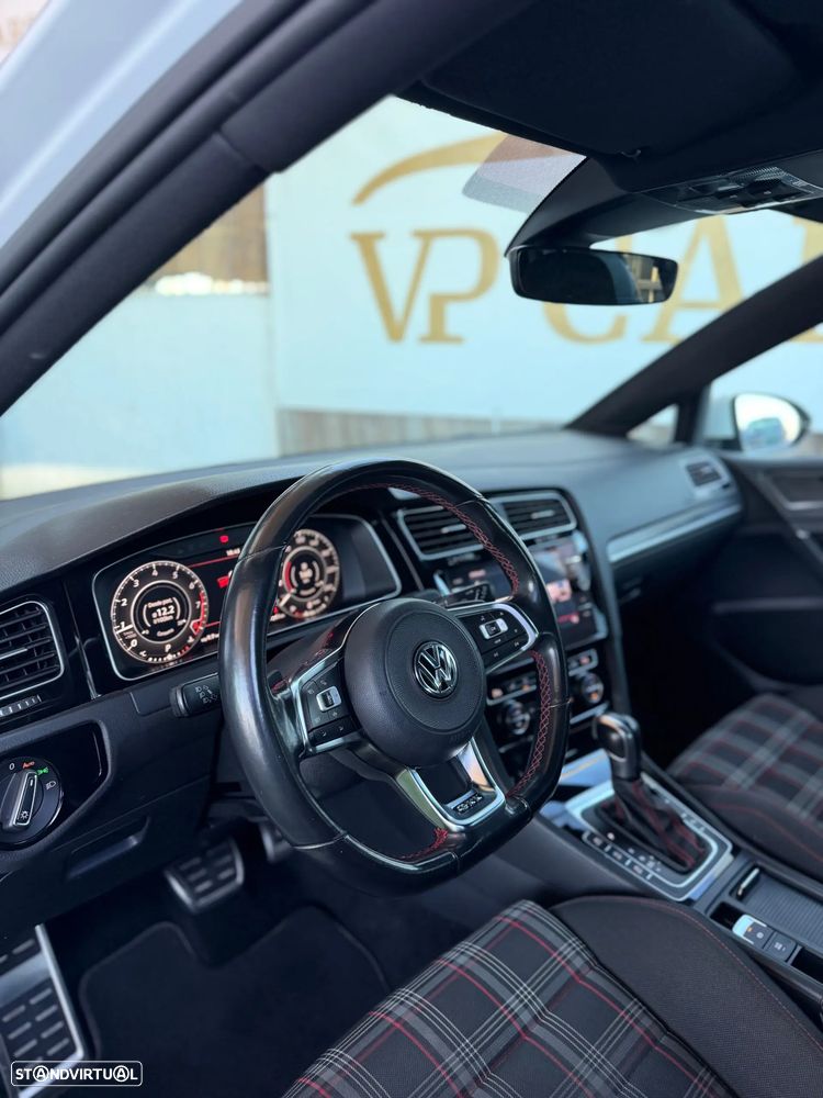 VW Golf 2.0 TSI GTI DSG Performance - 20