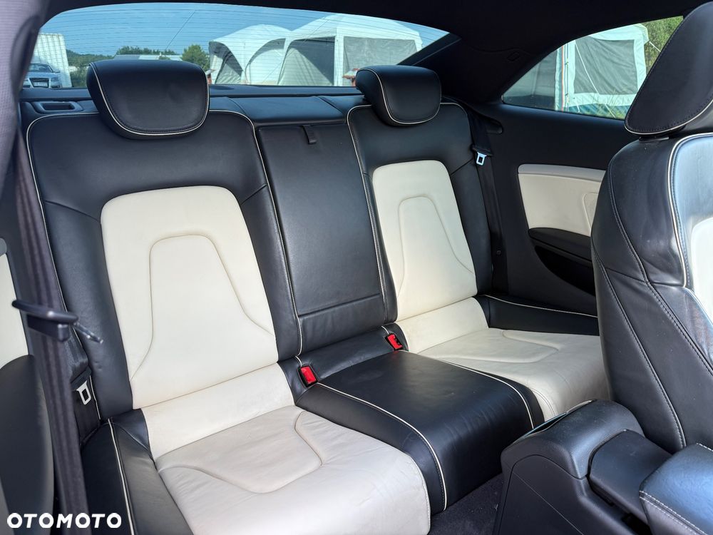 Audi A5 Coupé 2.0 TDI - 16
