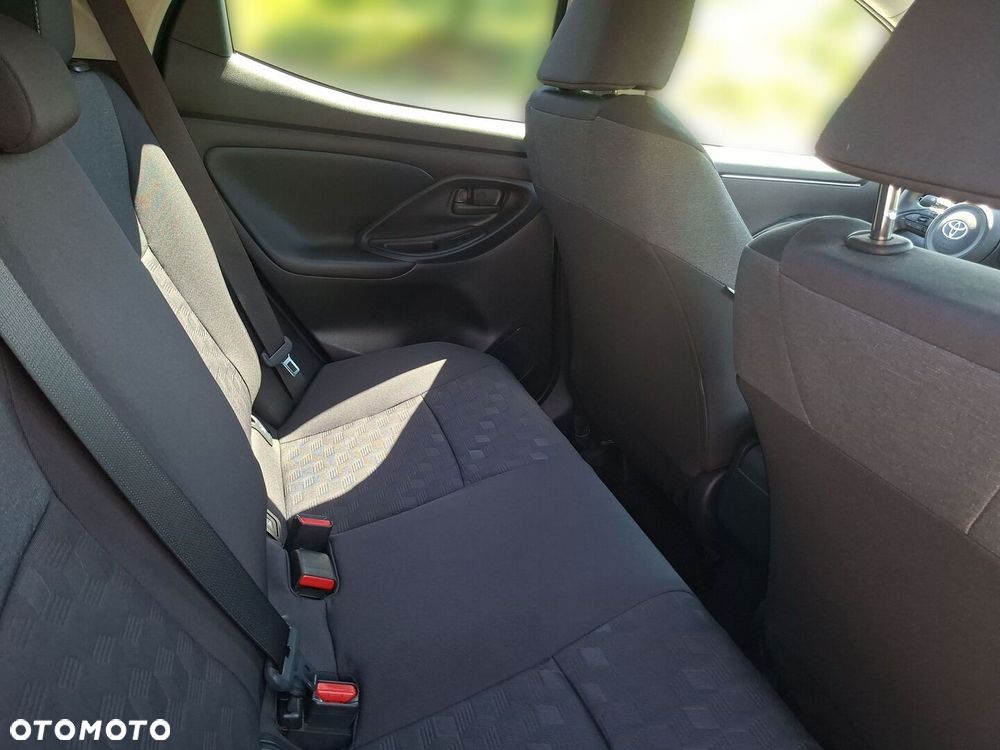 Toyota Yaris Hybrid 1.5 Style - 10