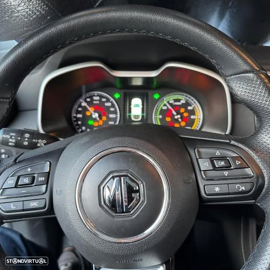 MG ZS Luxury - 3
