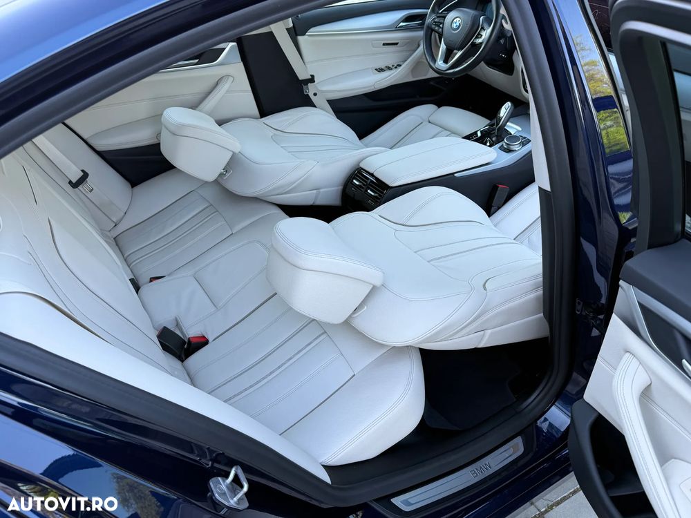 BMW Seria 5 530e Aut. Luxury Line - 13
